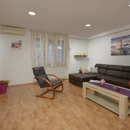 Apartament Tea *